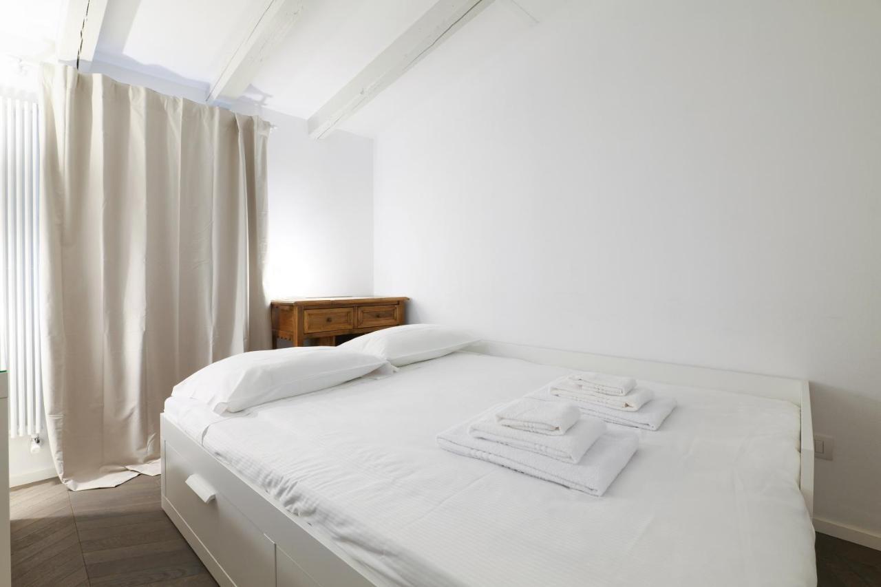 Prestige Boutique Homes - Il Nido Dei Navigli มิลาน ภายนอก รูปภาพ