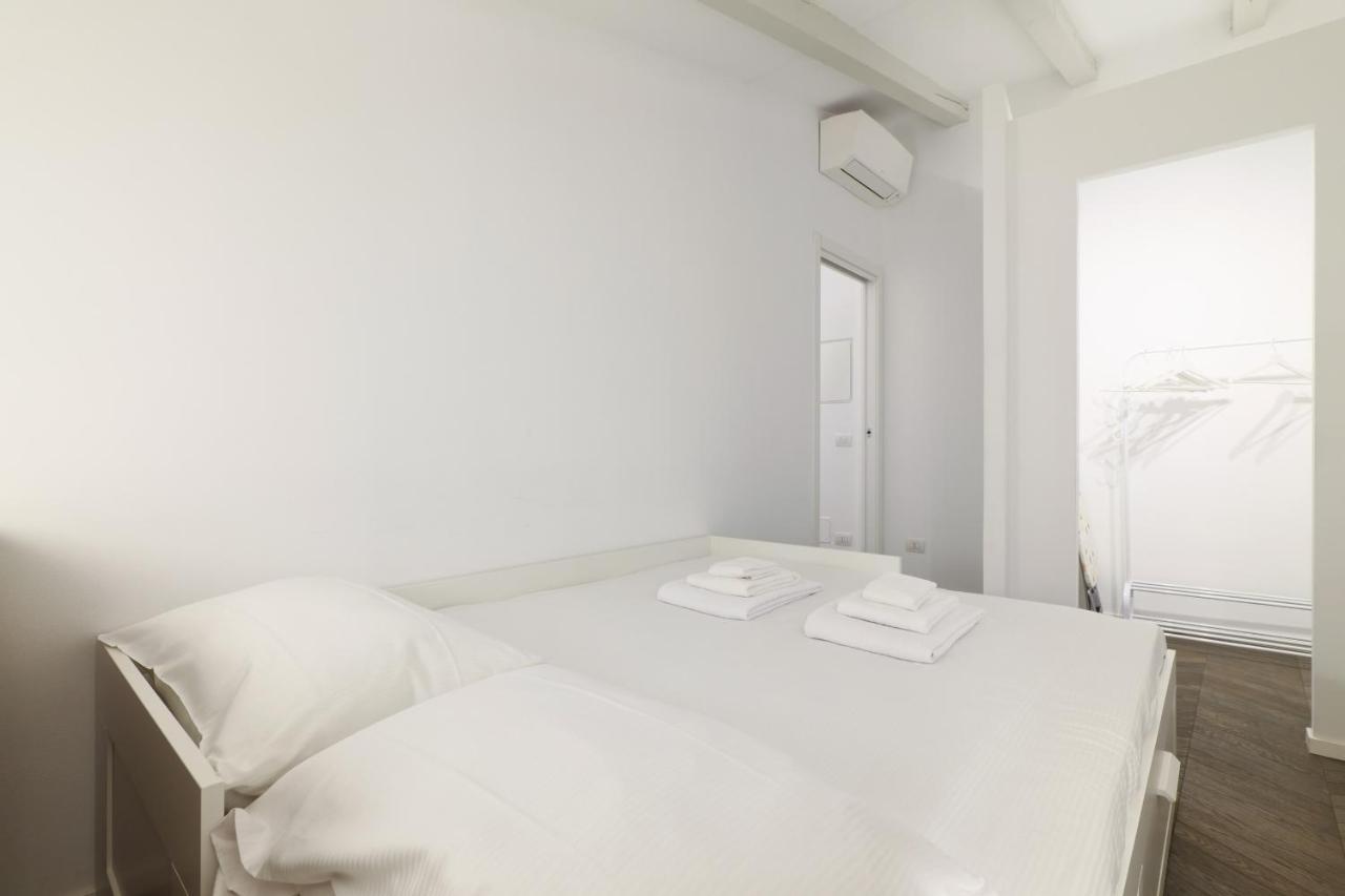 Prestige Boutique Homes - Il Nido Dei Navigli มิลาน ภายนอก รูปภาพ