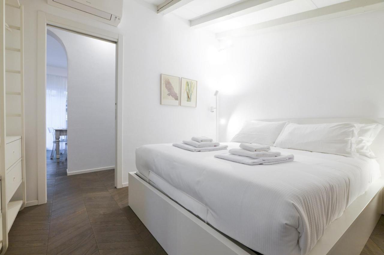 Prestige Boutique Homes - Il Nido Dei Navigli มิลาน ภายนอก รูปภาพ