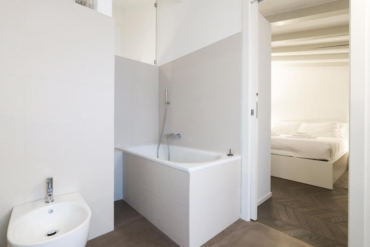 Prestige Boutique Homes - Il Nido Dei Navigli มิลาน ภายนอก รูปภาพ